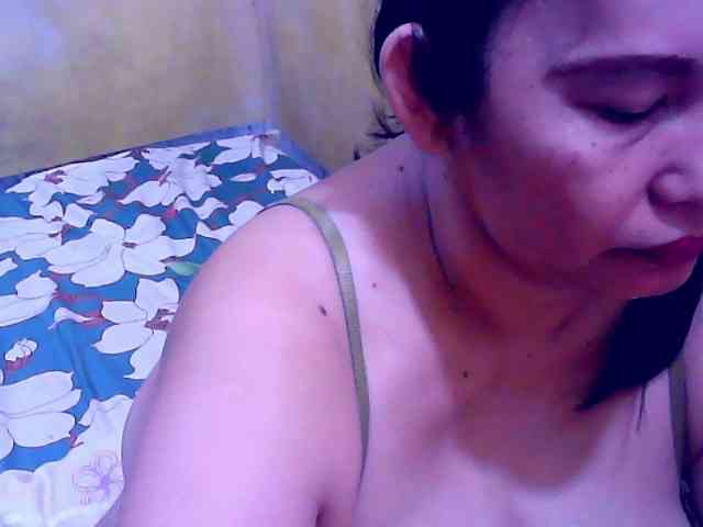 SweetMonlight webcam