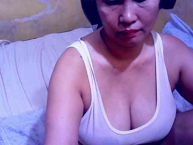 SweetMonlight webcam