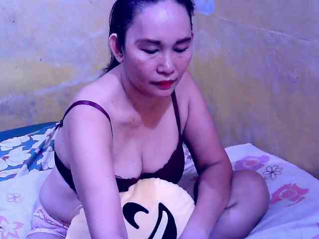 SweetMonlight webcam