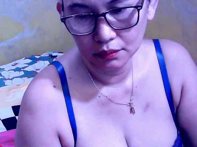 SweetMonlight webcam