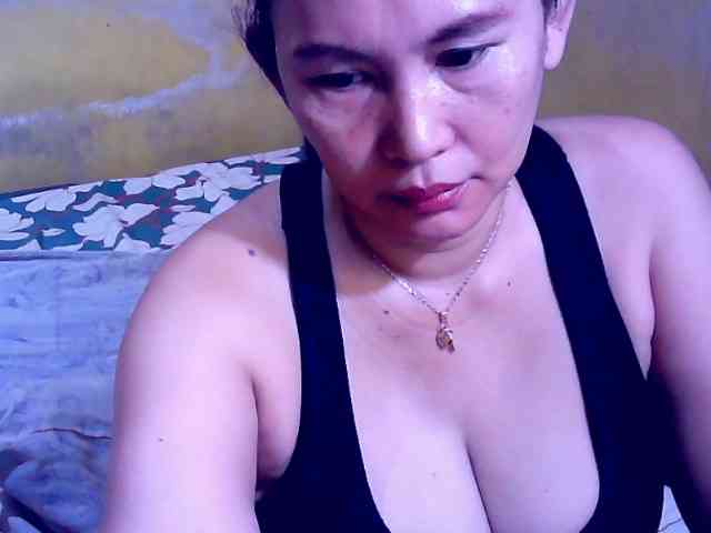 SweetMonlight webcam