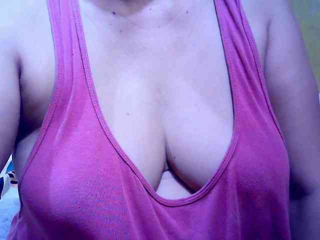 SweetMonlight webcam