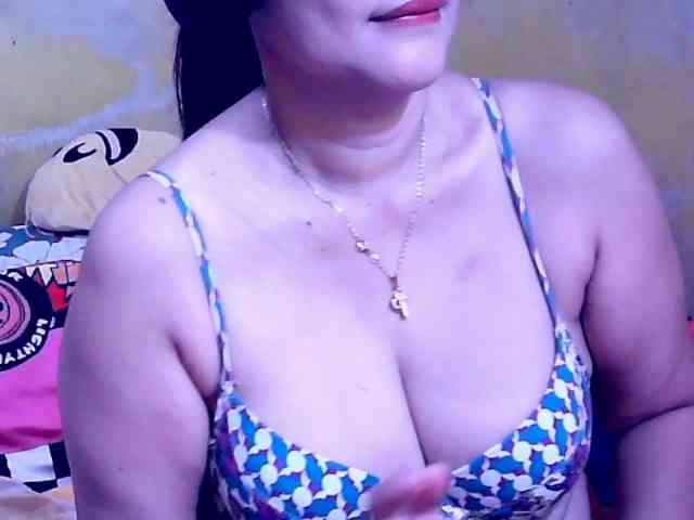 SweetMonlight webcam