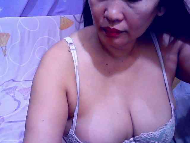 SweetMonlight webcam