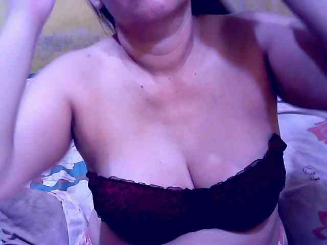 SweetMonlight webcam