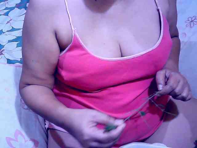 SweetMonlight webcam