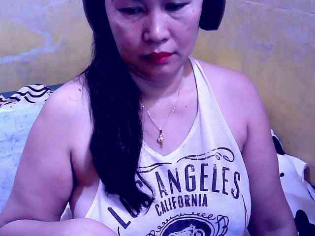 SweetMonlight webcam