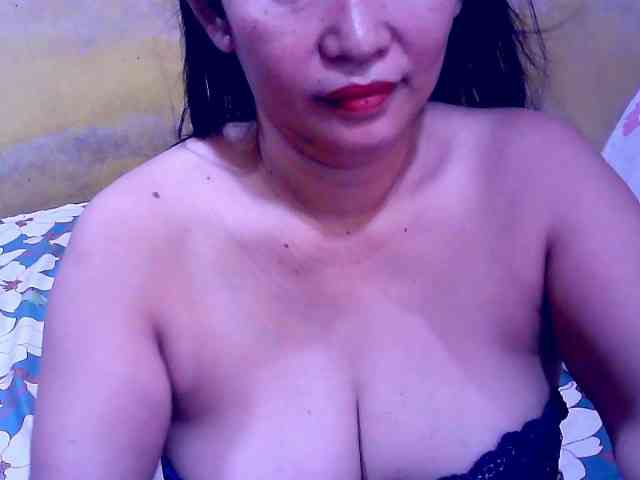 SweetMonlight webcam