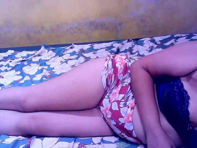 SweetMonlight webcam