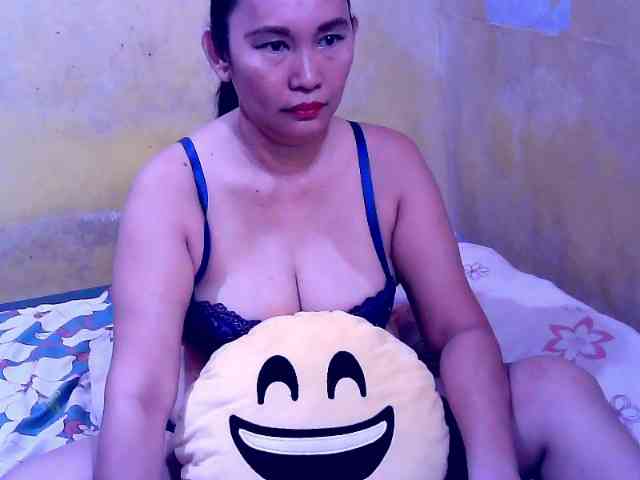 SweetMonlight webcam