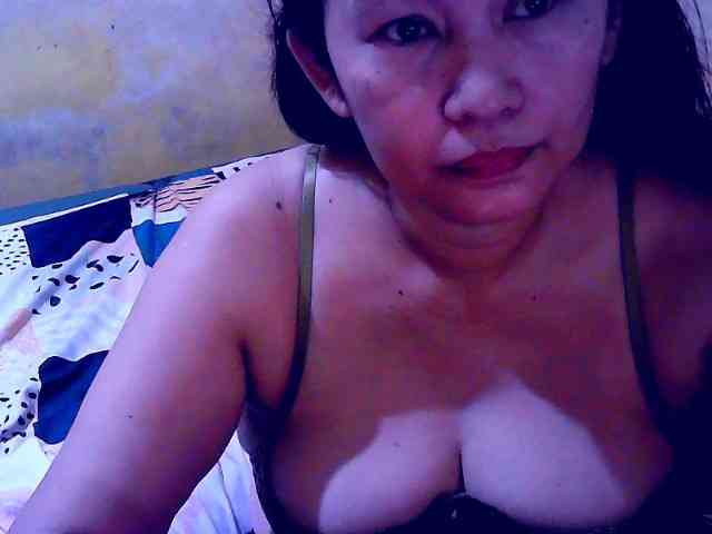 SweetMonlight webcam