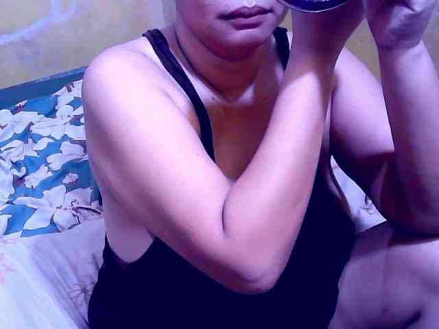 SweetMonlight webcam