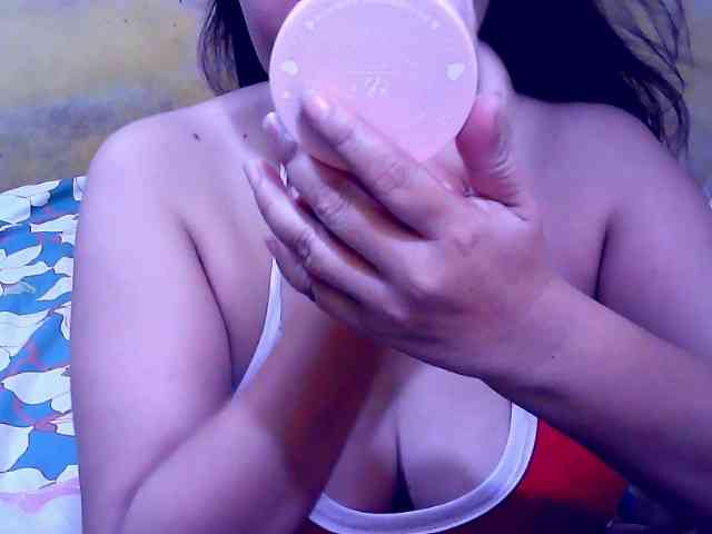 SweetMonlight webcam