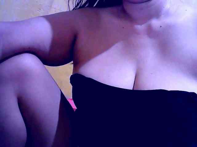 SweetMonlight webcam