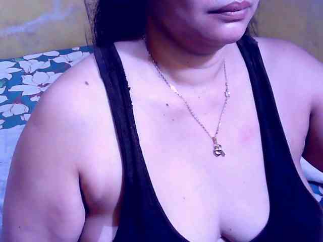 SweetMonlight webcam