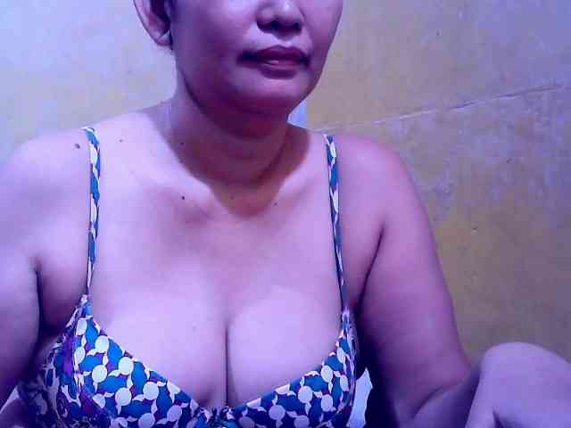 SweetMonlight webcam