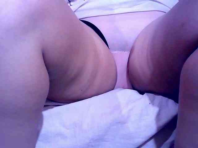 SweetMonlight webcam