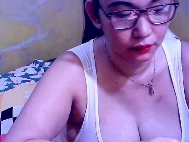 SweetMonlight webcam