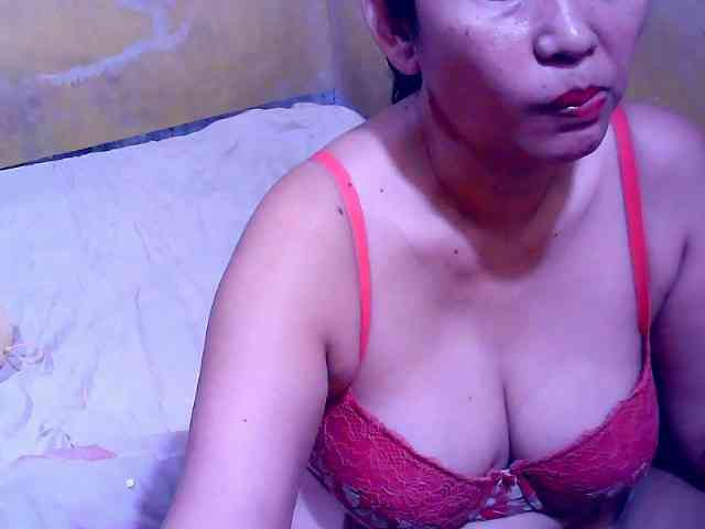 SweetMonlight webcam