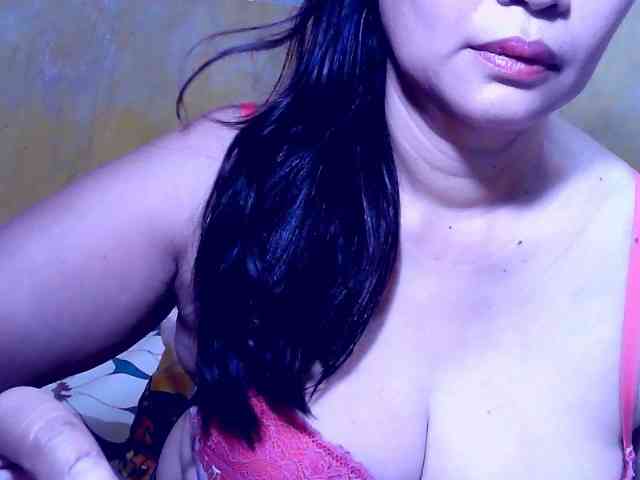 SweetMonlight webcam