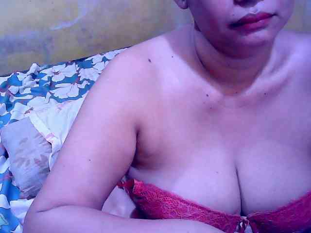 SweetMonlight webcam