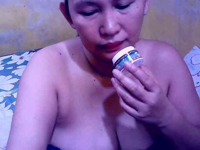 SweetMonlight webcam