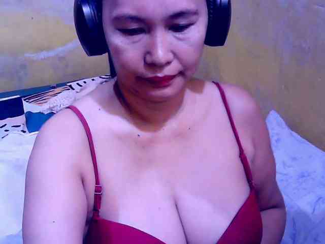 SweetMonlight webcam