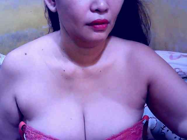 SweetMonlight webcam