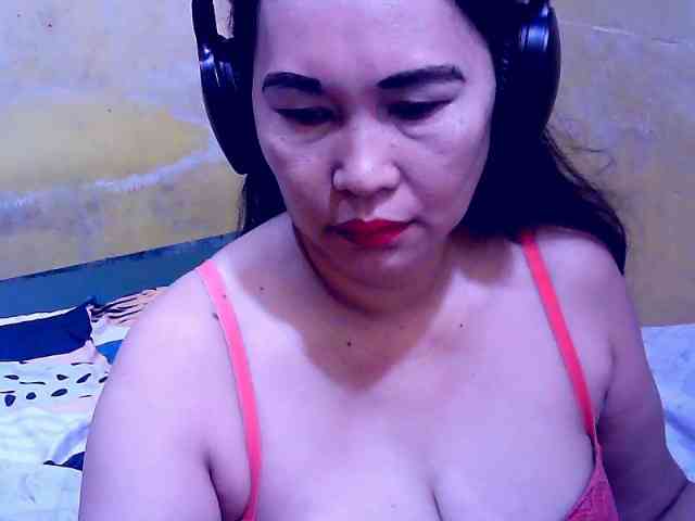 SweetMonlight webcam