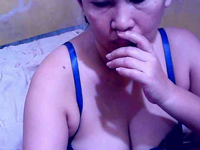 SweetMonlight webcam