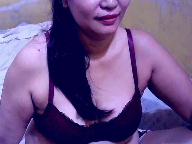 SweetMonlight webcam