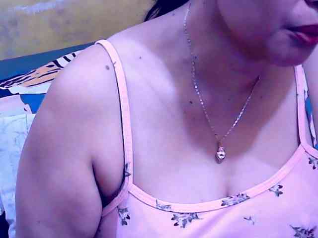 SweetMonlight webcam