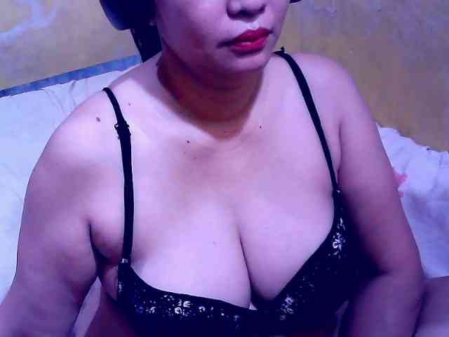 SweetMonlight webcam