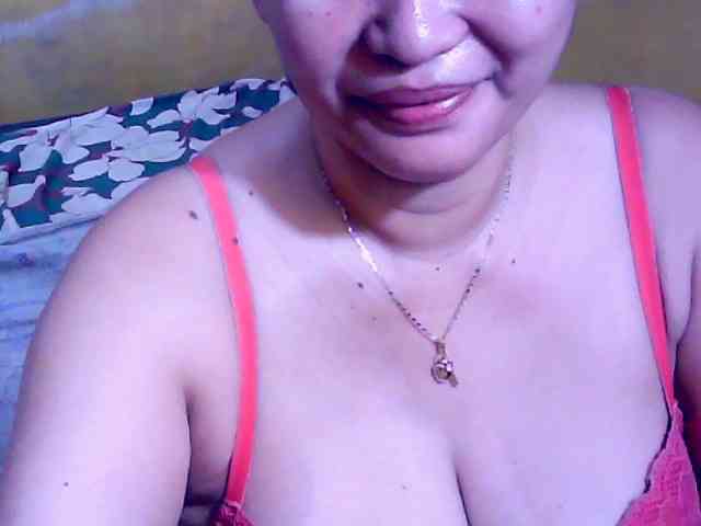 SweetMonlight webcam
