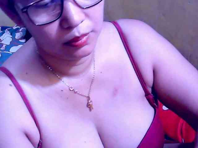 SweetMonlight webcam