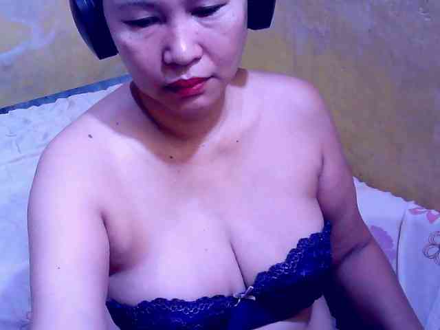 SweetMonlight webcam