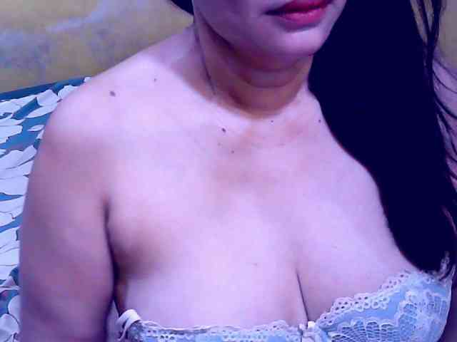 SweetMonlight webcam