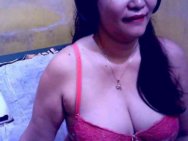 SweetMonlight webcam