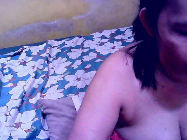 SweetMonlight webcam