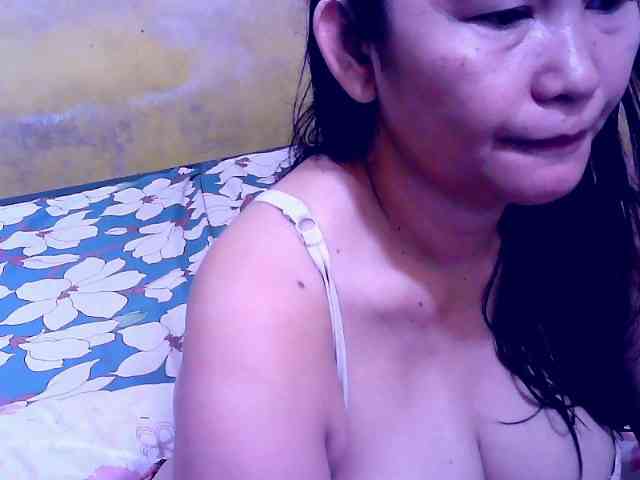 SweetMonlight webcam