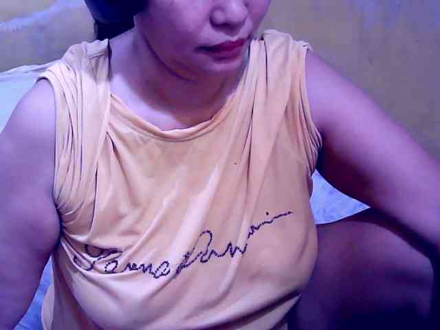 SweetMonlight webcam