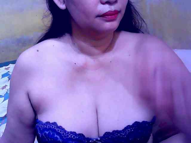SweetMonlight webcam