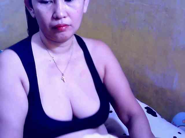 SweetMonlight webcam