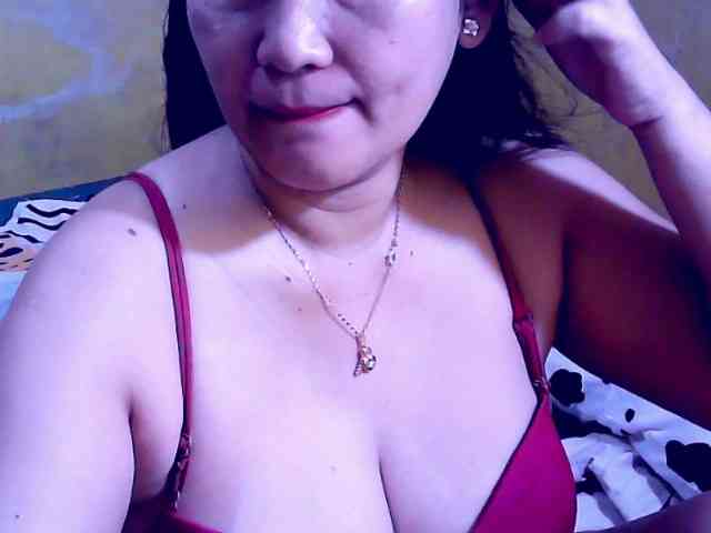 SweetMonlight webcam