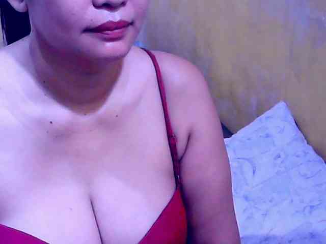 SweetMonlight webcam