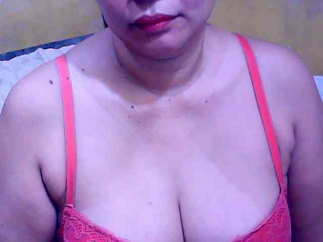 SweetMonlight webcam