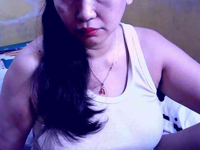 SweetMonlight webcam