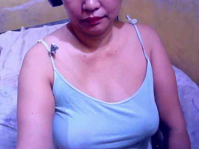 SweetMonlight webcam