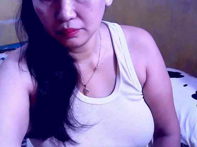 SweetMonlight webcam