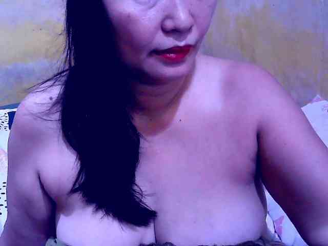 SweetMonlight webcam